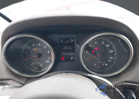 2011 Jeep Grand Cherokee Laredo z USA, uszkodzony, nr VIN 1J4RR4GT8BC649674